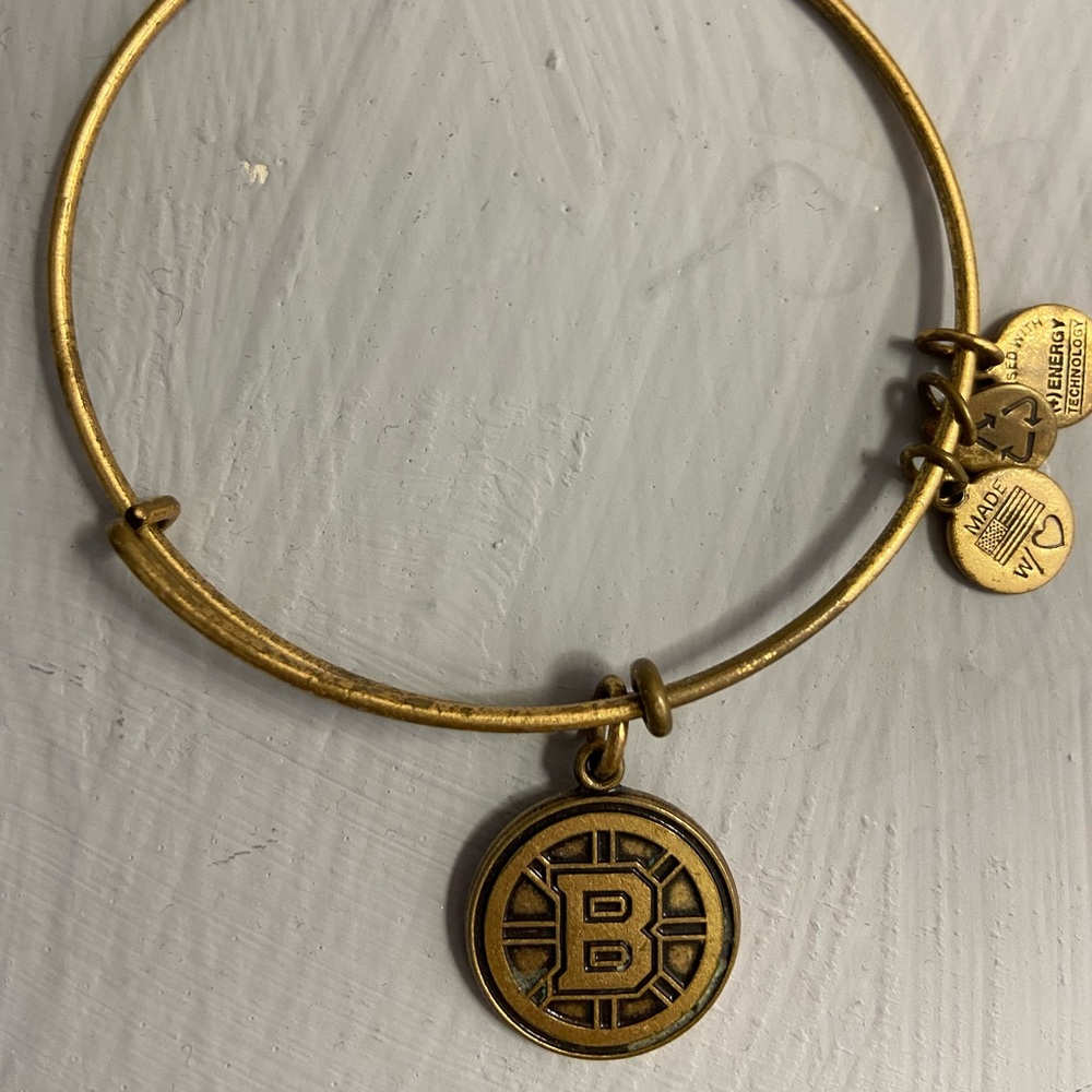 boston bruins official bracelet